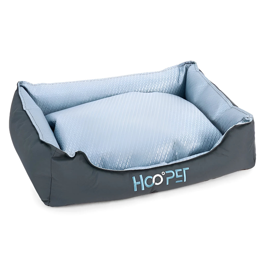 Pet bed with removable cover in three sizes for small to medium dogs and cats