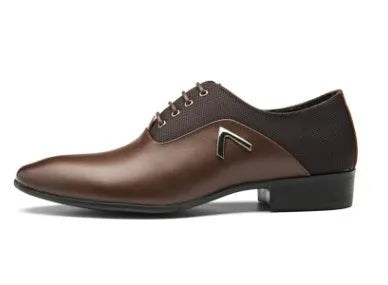Men's black Oxford shoes with a low-profile artificial PU upper and rubber sole on a size chart.