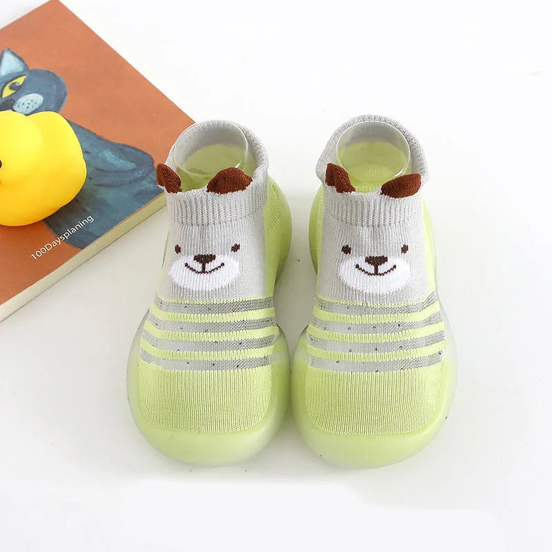 Baby toddler shoes in blue with cotton spandex upper and rubber sole, size 13.5cm