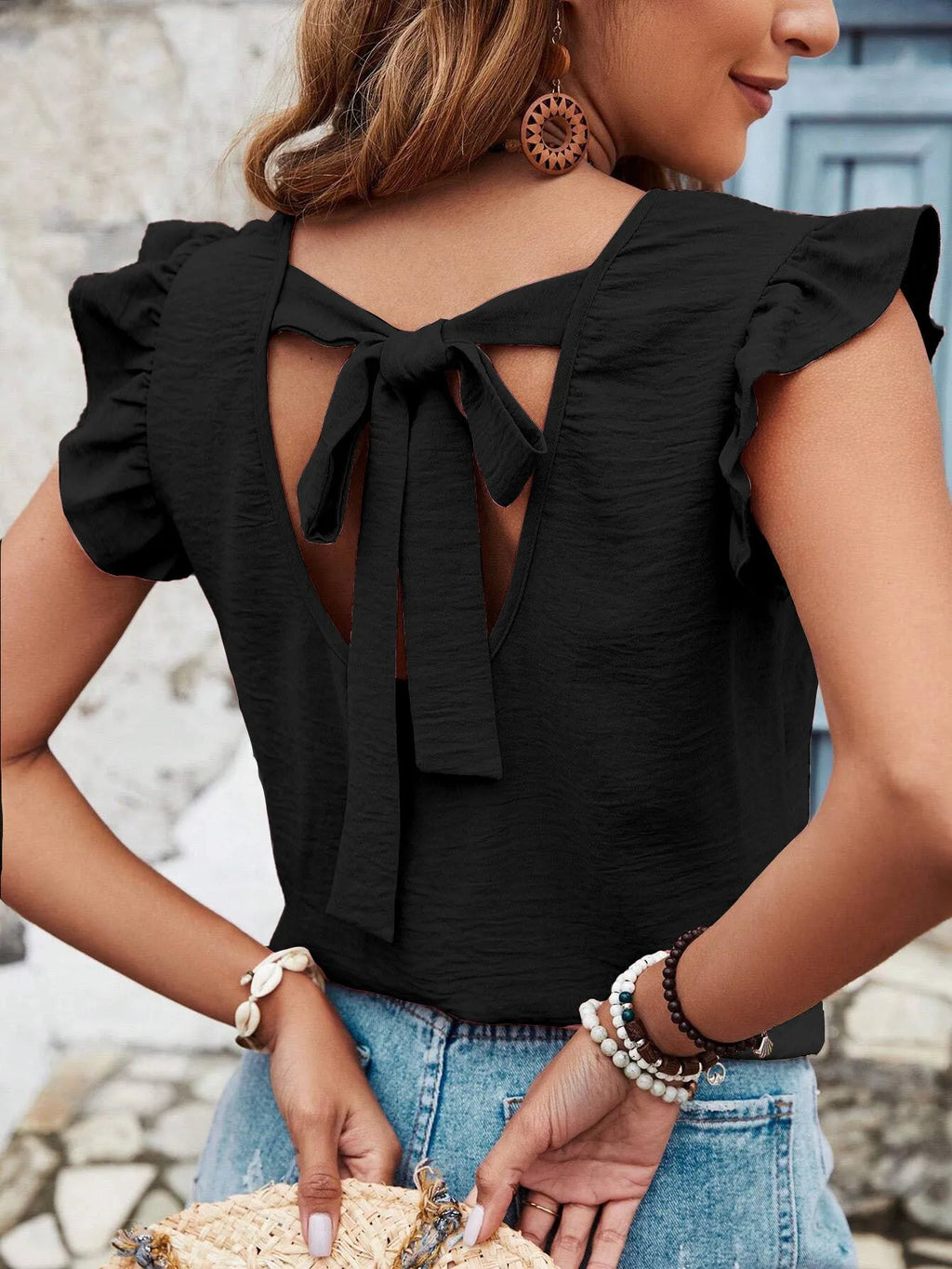 Women's solid colour round neck pullover blouse with ruffled sleeves and patchwork detail