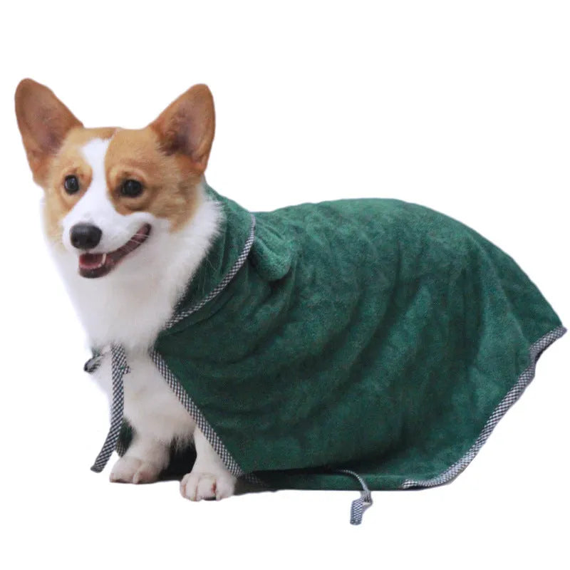 Ultra fine fibre pet towels for dogs and cats in grey and green colours, showing small, medium and large sizes