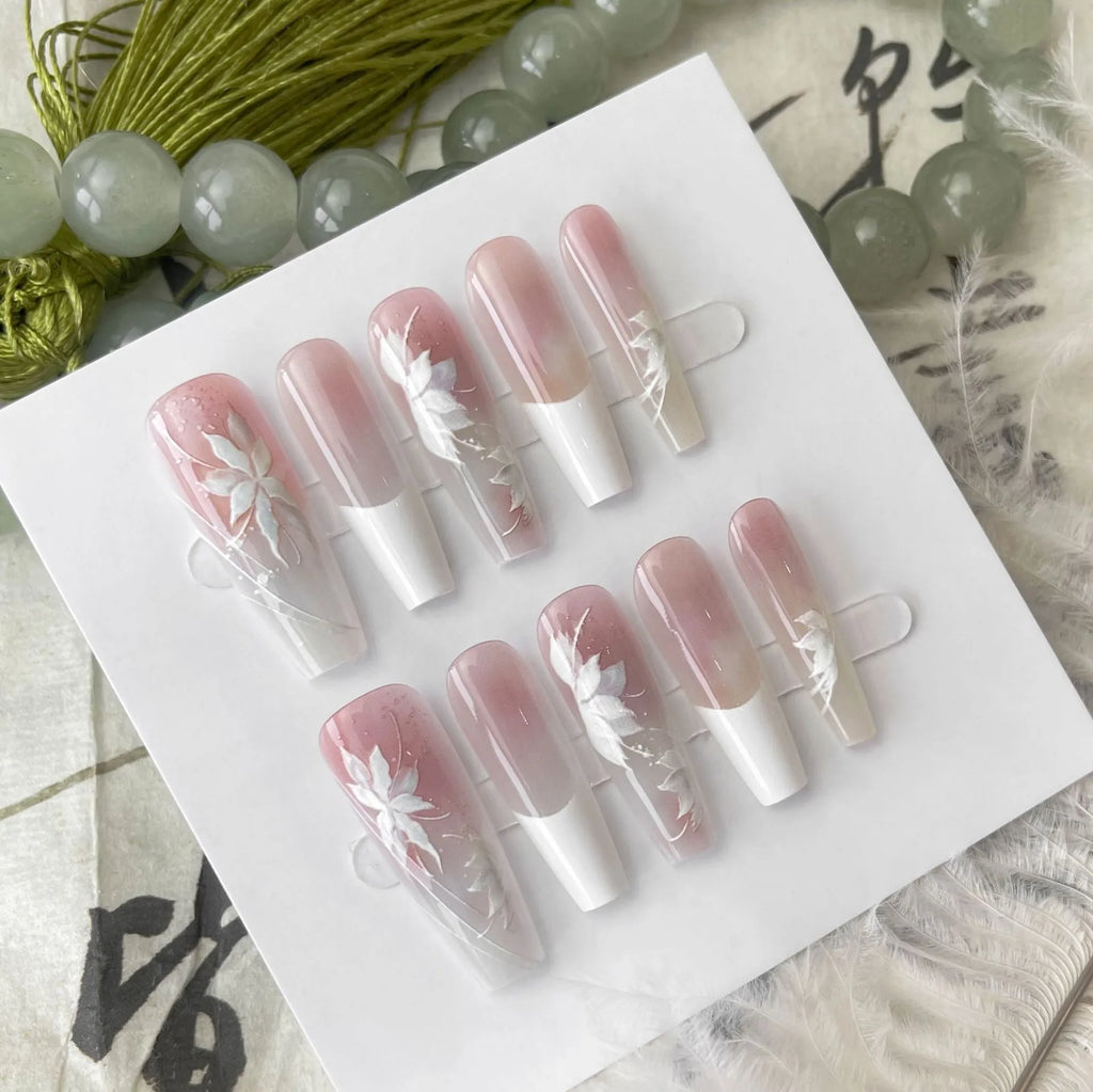 Sweet cool ancient style nail stickers set of 40 pieces with retro national-style prefabricated armour design for ladies