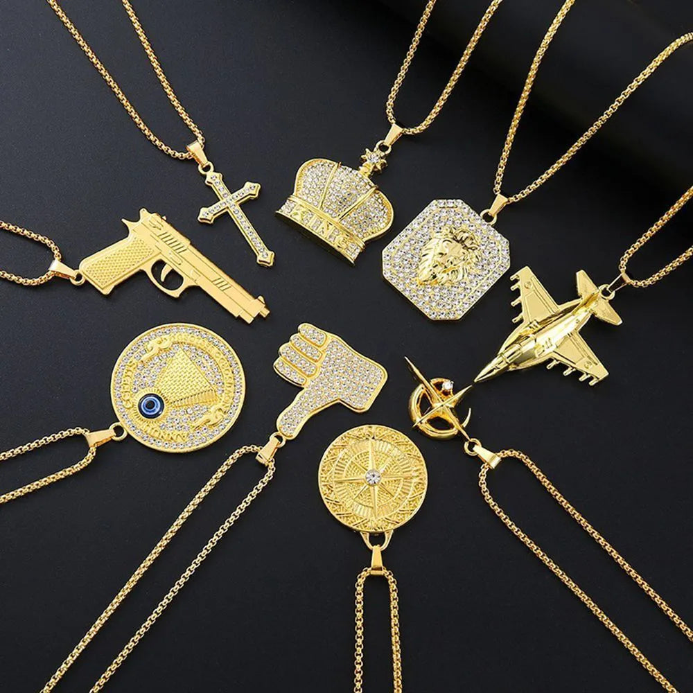 Geometric alloy pendant necklace with inlaid zircon detail in gold colour BY0349