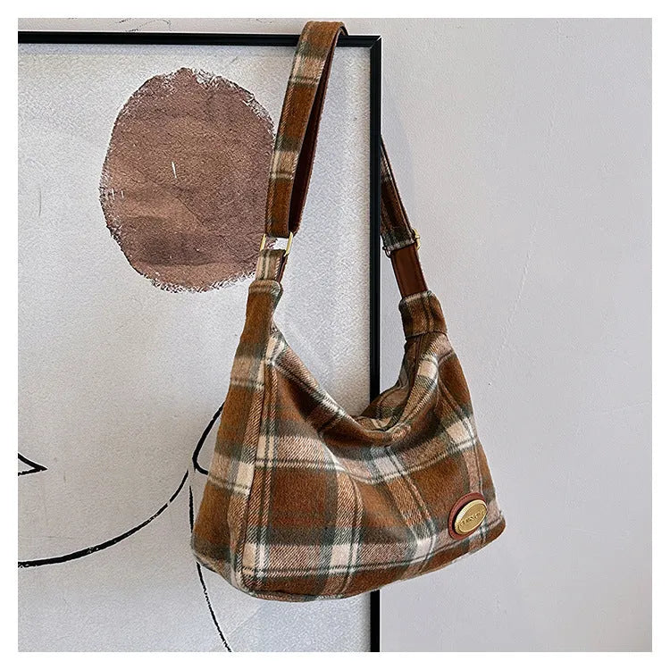 Women's large capacity woolen shoulder bag in horizontal square shape with crossbody strap