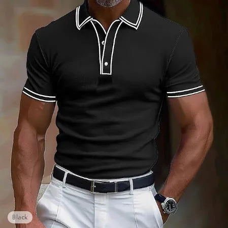 Man wearing a loose fit striped short-sleeved T-shirt in a casual setting