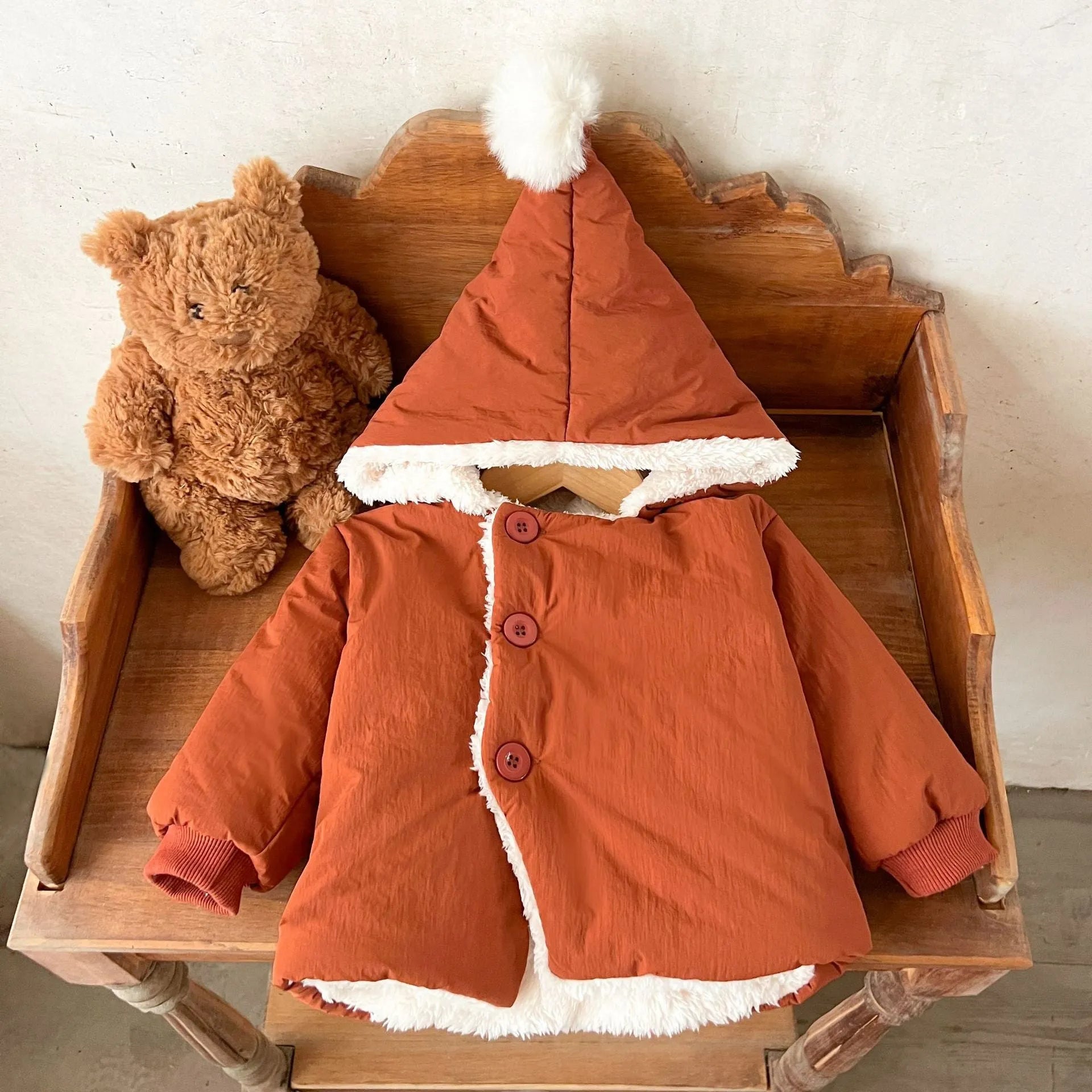 Winter fleece-lined unisex baby jacket in solid colour, pearl fleece fabric, hooded, button front, available in light gray, pink, brown, bright red