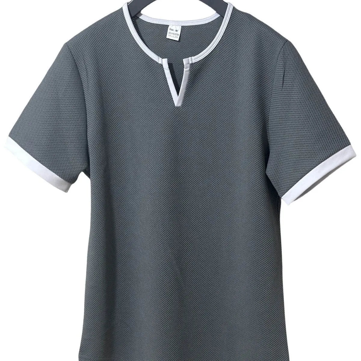 Short sleeve waffle texture t-shirt with colour-block V-neck in army green