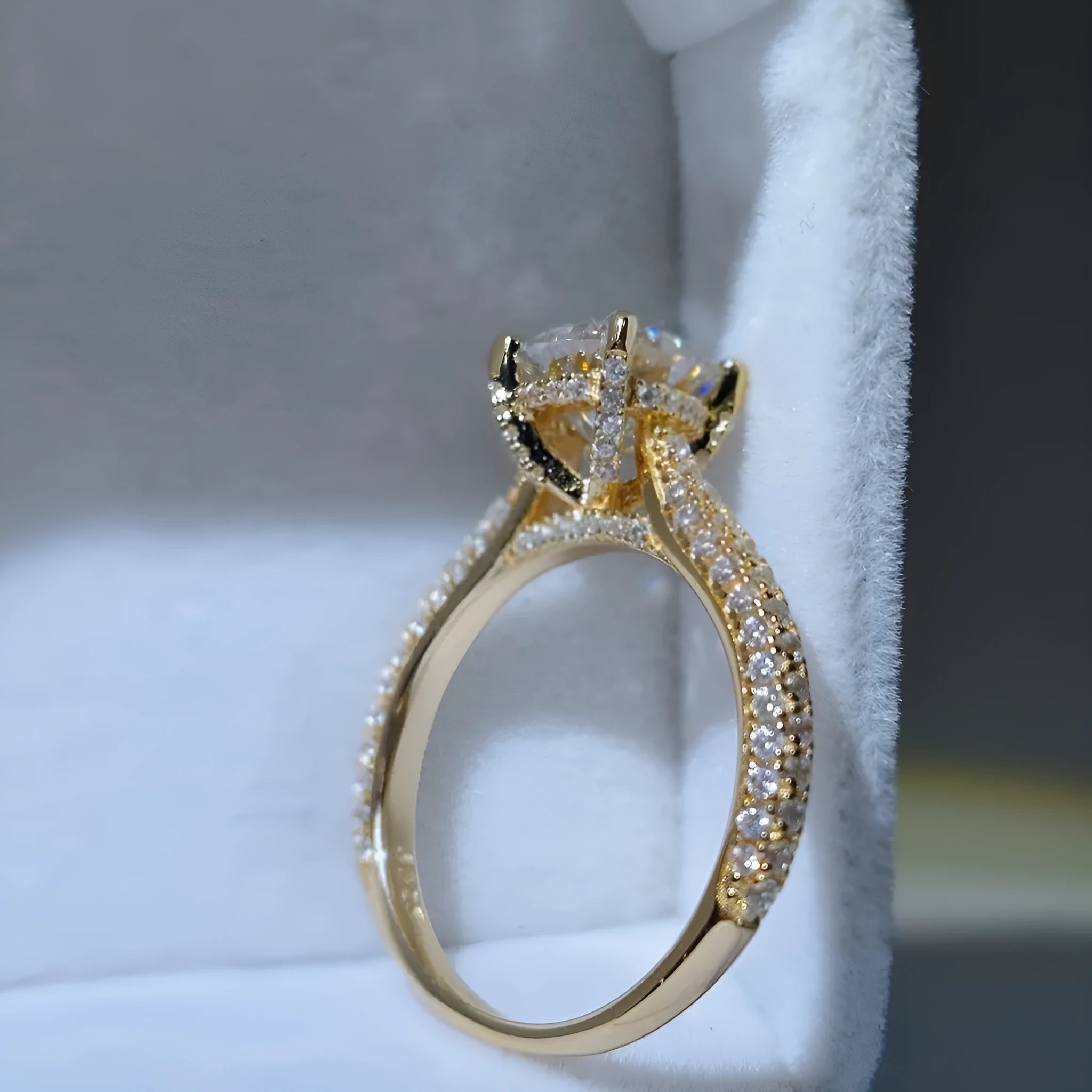 Copper plated moissanite diamond ring for women alloy Style1 elegant design ring