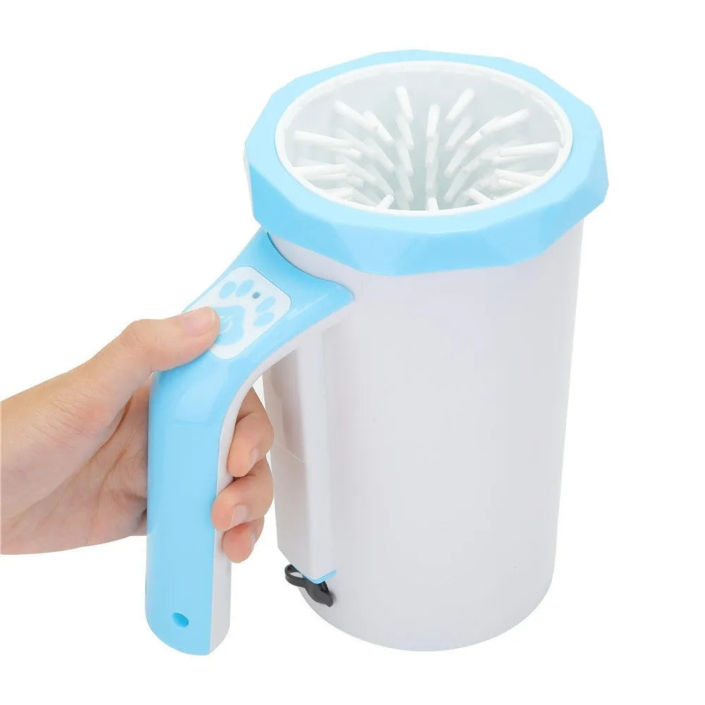 Automatic USB rechargeable dog foot washing cup with silicone scrubbers in white and blue colour.