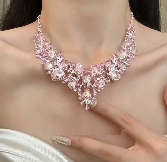 Light luxury alloy flower drop pendant necklace with pink rhinestone centre on ball bead chain, women's jewellery