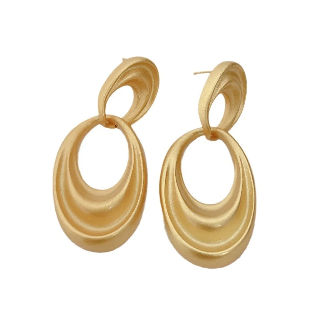 French retro double circle copper earrings with U-shaped design and plain gold finish