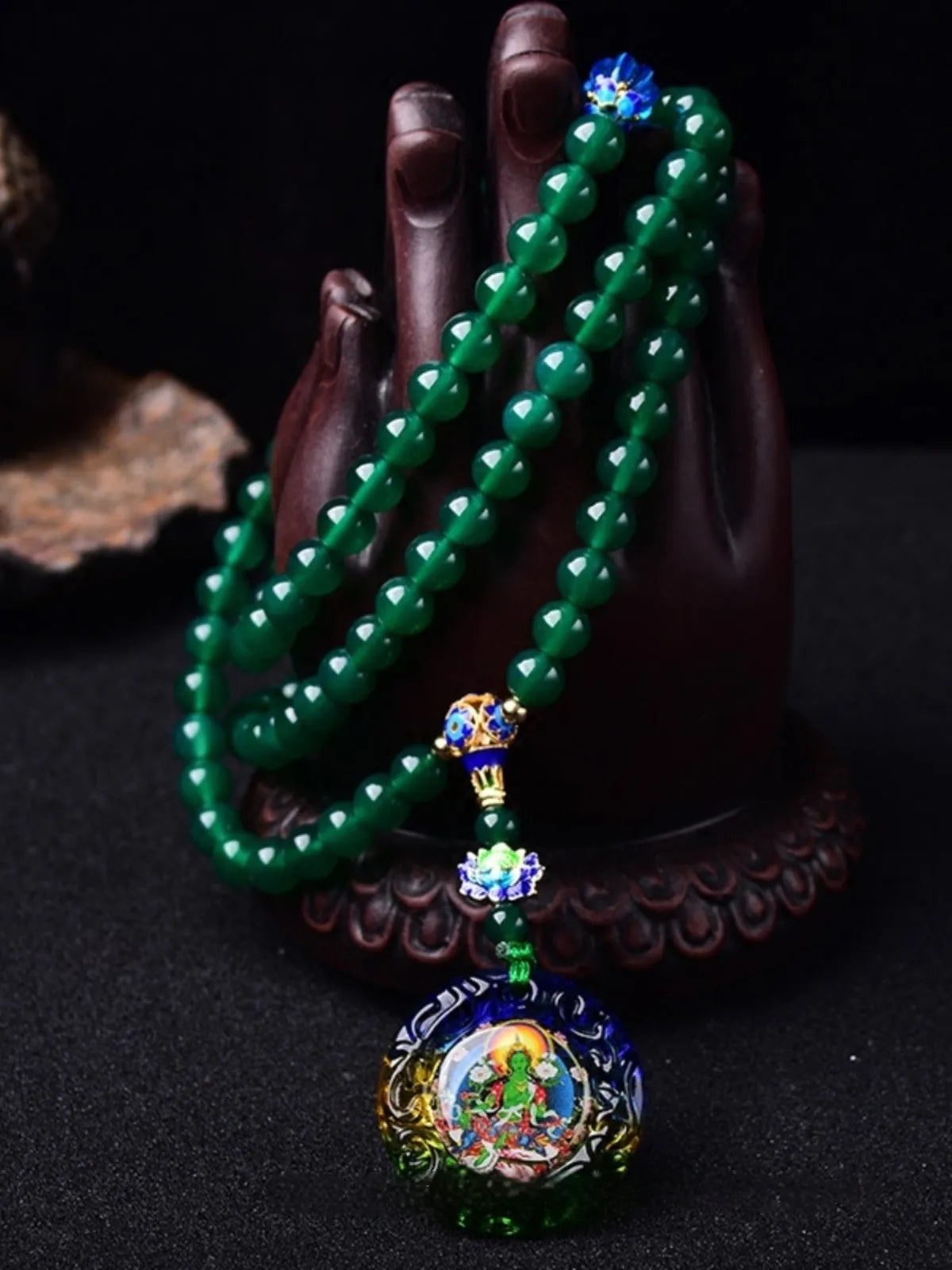 Handmade natural green agate bracelet with 108-bead thangka pendant and multi-circle ornamentation