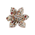 Small white flower pet dog collar suit set with bow decoration and matching accessories
