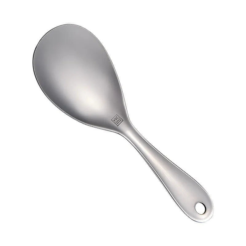 A single 304 stainless steel meal spoon with a simple solid colour design.