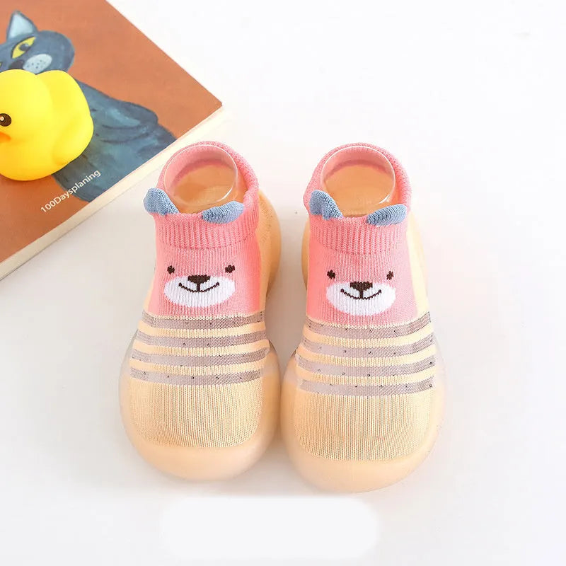 Baby toddler shoes in blue with cotton spandex upper and rubber sole, size 13.5cm