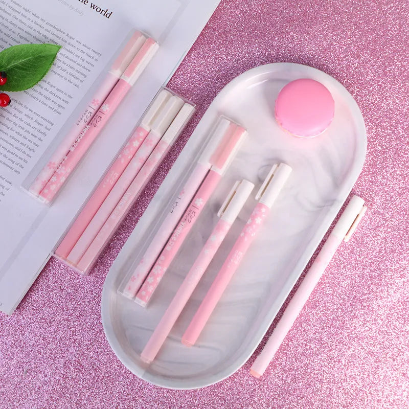 Sakura gel pen set showing 0.38mm and 0.5mm tip options in plastic bodies with needle-point refills