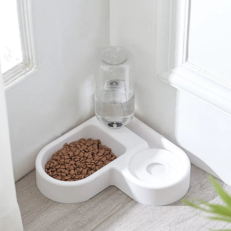 White automatic pet water fountain with flower pattern for cats and dogs