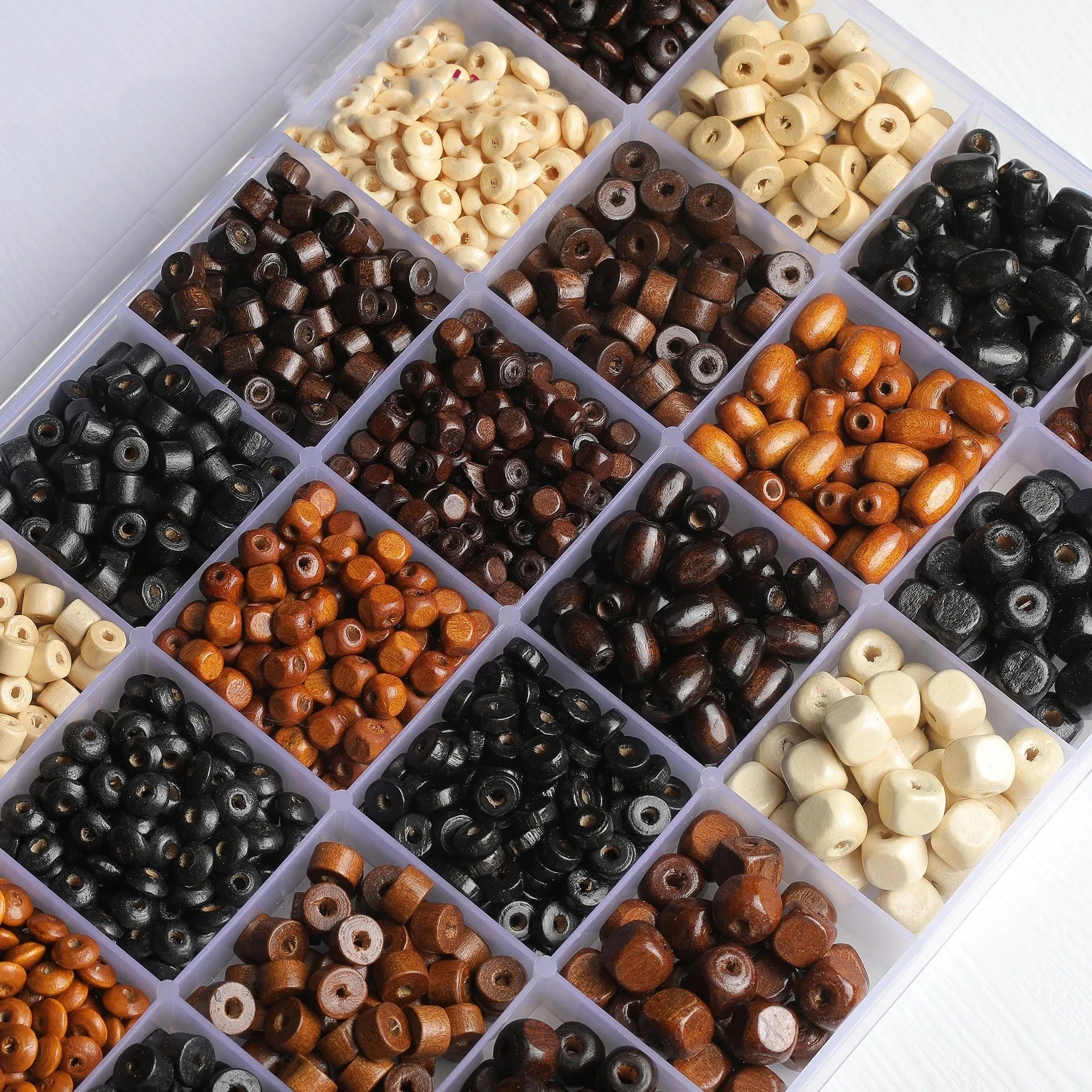 Mixed colour 673 solid wood scattered beads for DIY vintage jewellery making