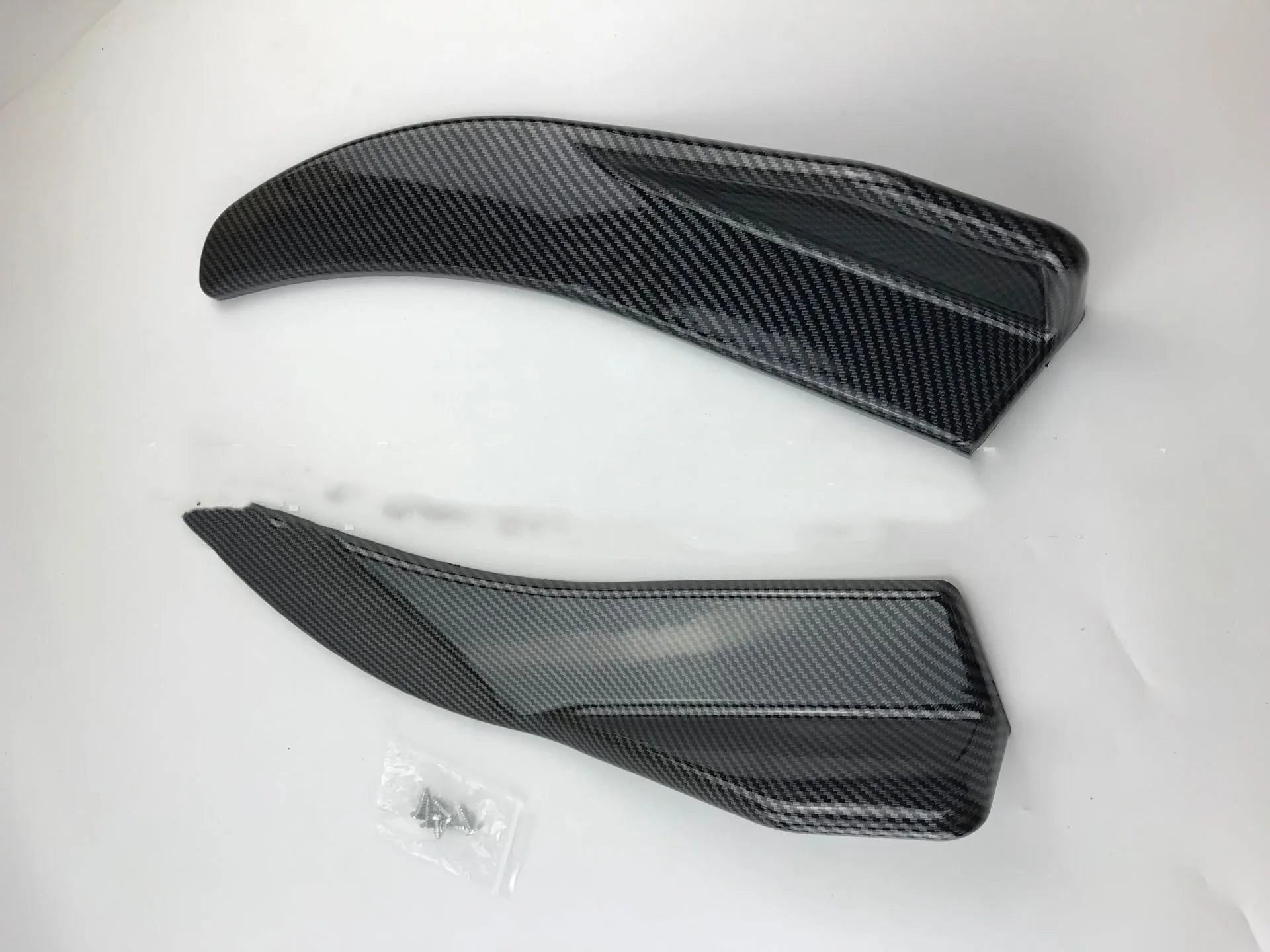 Carbon fibre front and rear vehicle deflectors for General Motors cars with screw fixation