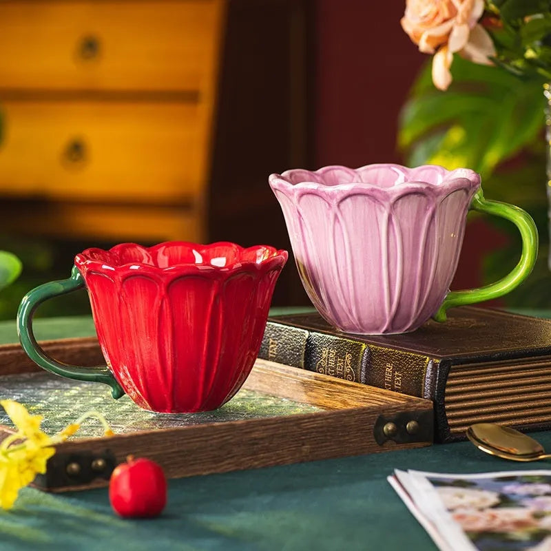 Ceramic breakfast cup with floral pattern, 500ml capacity, in red, purple, or mixed set colours.