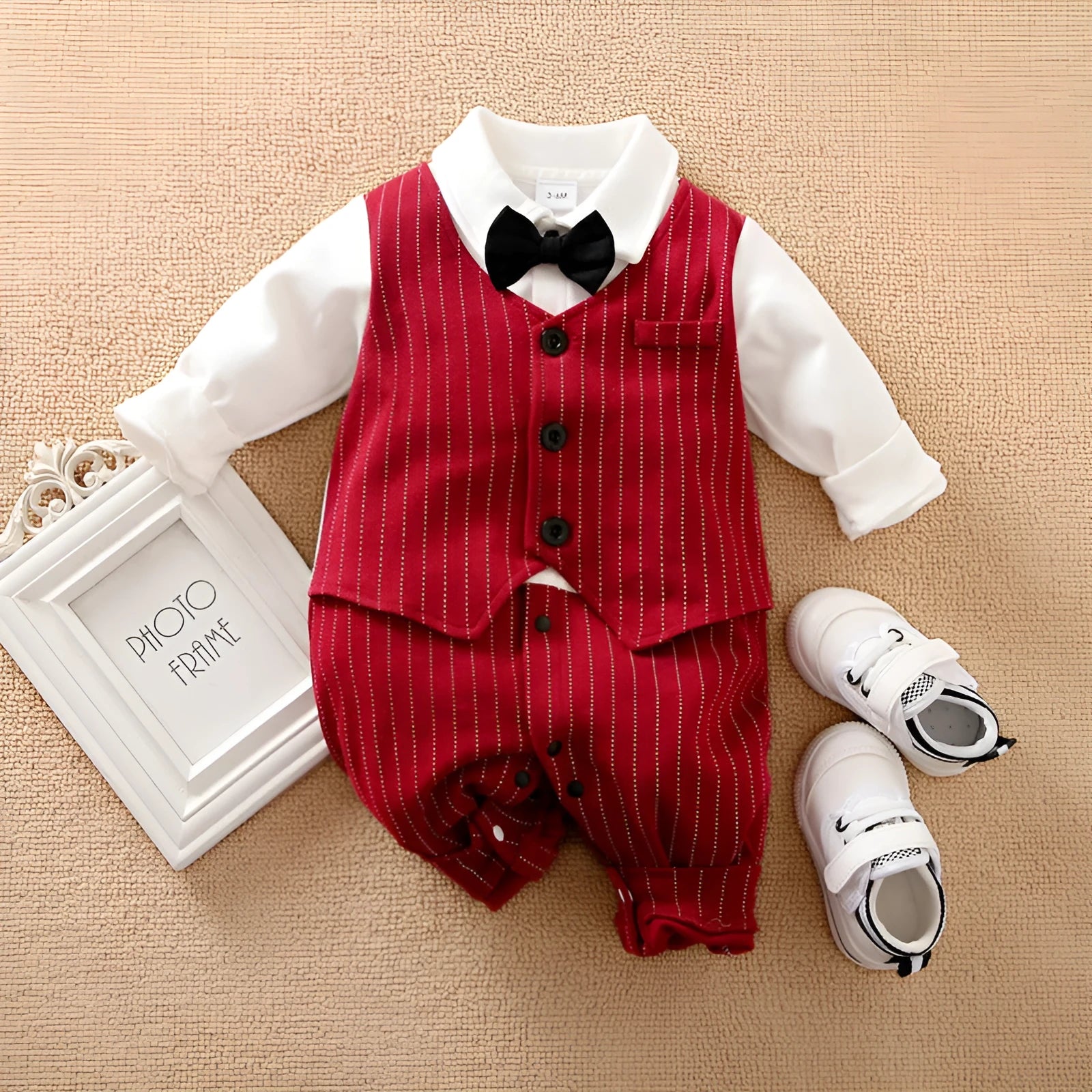 Wine red long-sleeved cotton baby boy romper one-piece suit laid flat