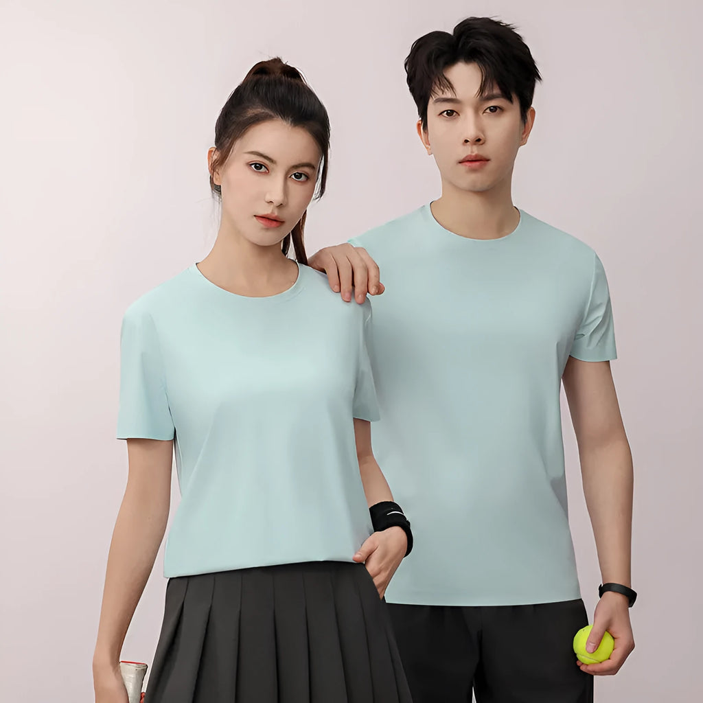 Man wearing a solid colour ice silk slim fit short sleeve t-shirt for summer.