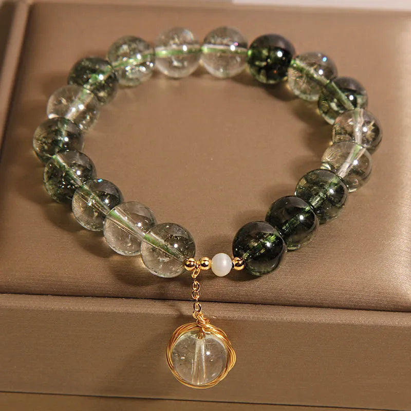Green phantom quartz and chorite crystal bracelet for women in Japanese Korean style