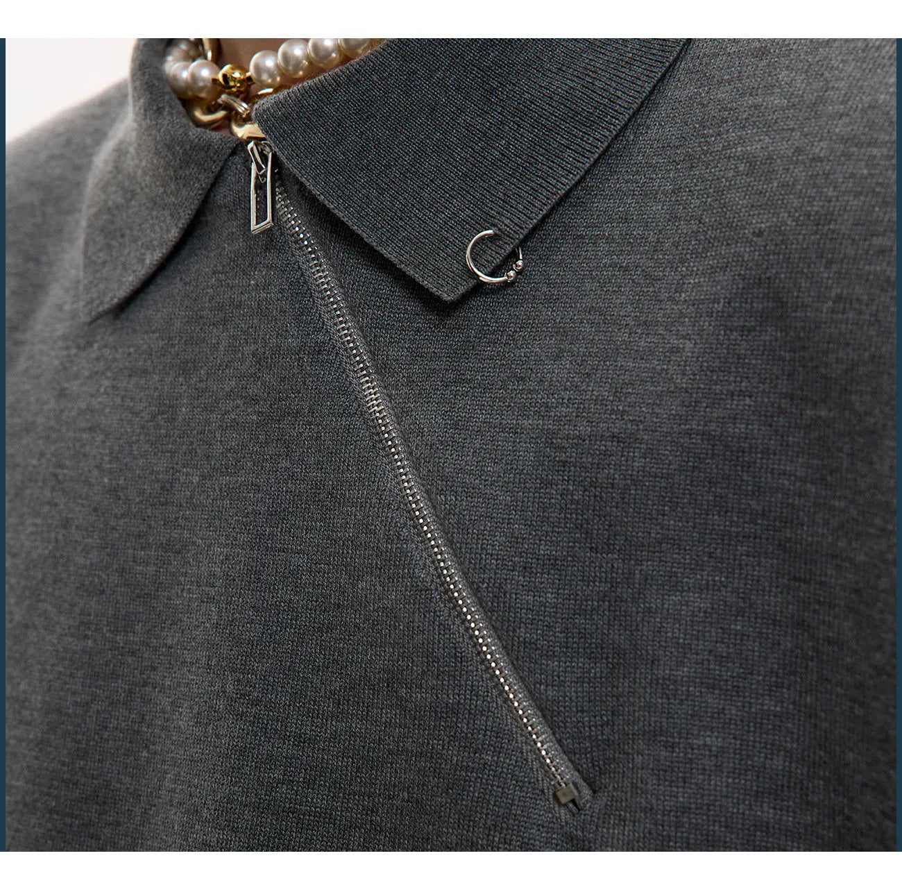 Men's slim-fit knitted polo shirt with oblique zipper lapel collar in black, grey or white
