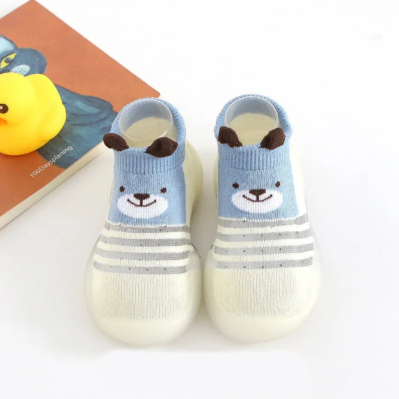 Baby toddler shoes in blue with cotton spandex upper and rubber sole, size 13.5cm