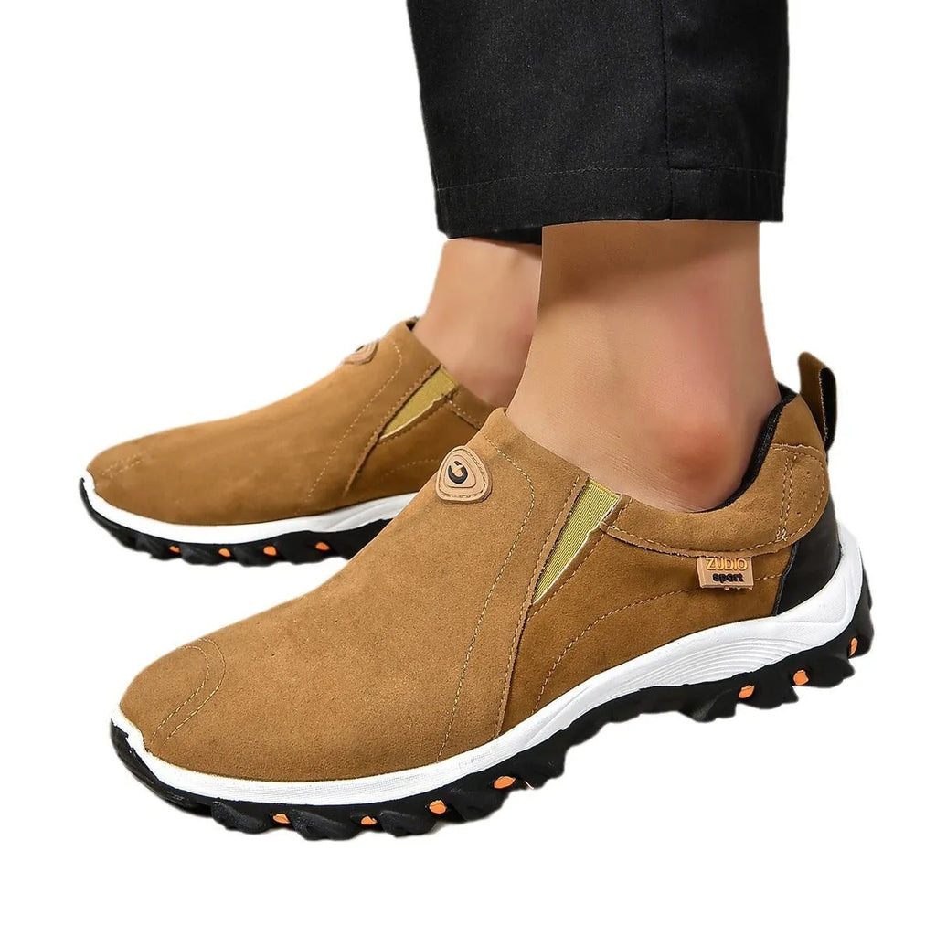 Men's round head fashion shoes in slip-on design with shallow mouth, showing colour options