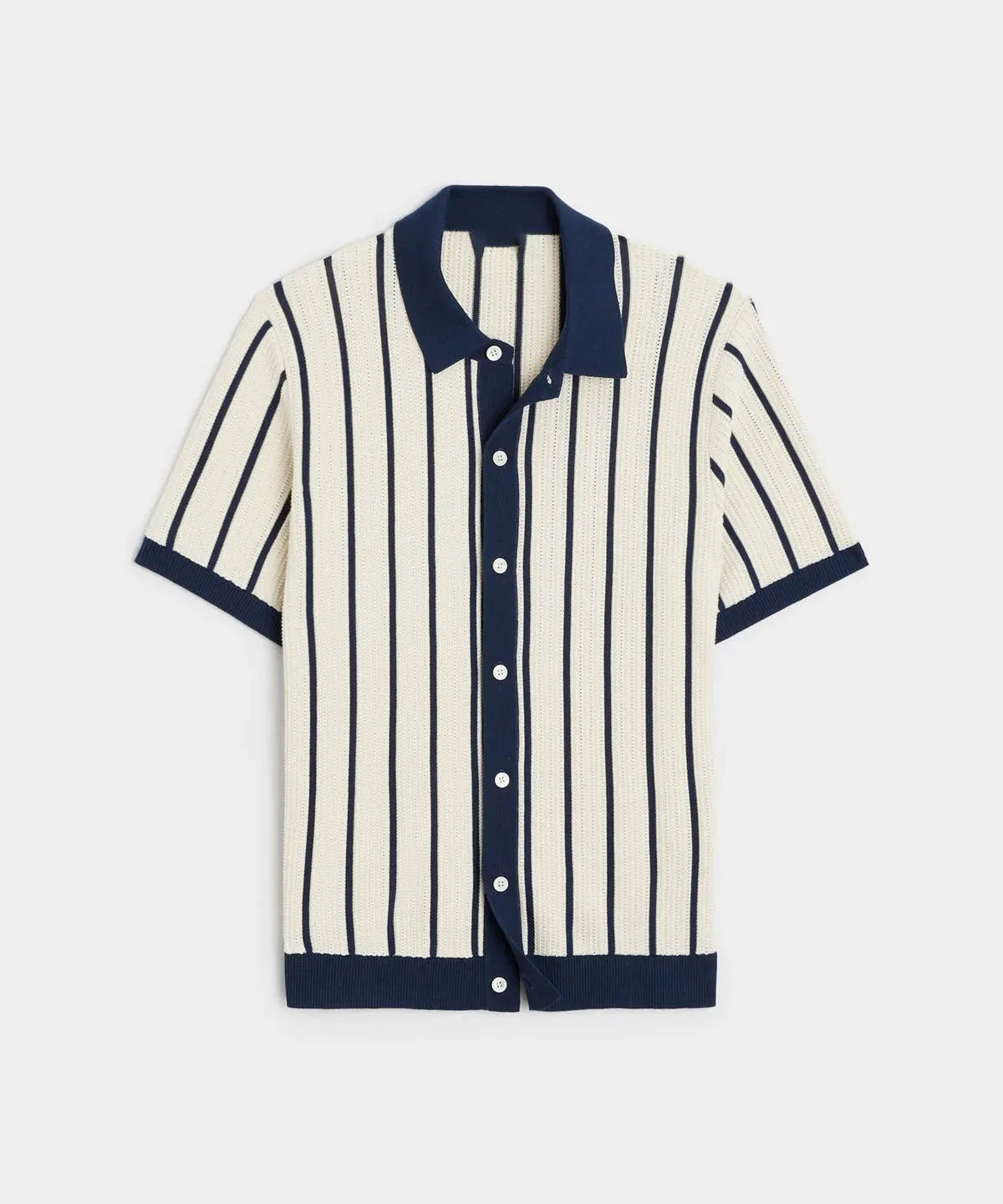 White men's knitted shirt with asymmetric stripes and a V-neck lapel, short sleeves, British style leisure wear.