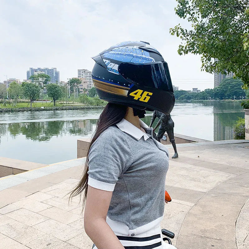 ABS motorcycle helmet in Dragon colour showing full-face design with sizes ranging from small to 3XL