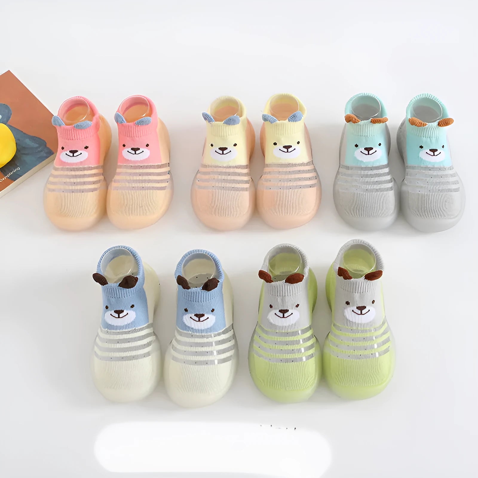 Baby toddler shoes in blue with cotton spandex upper and rubber sole, size 13.5cm