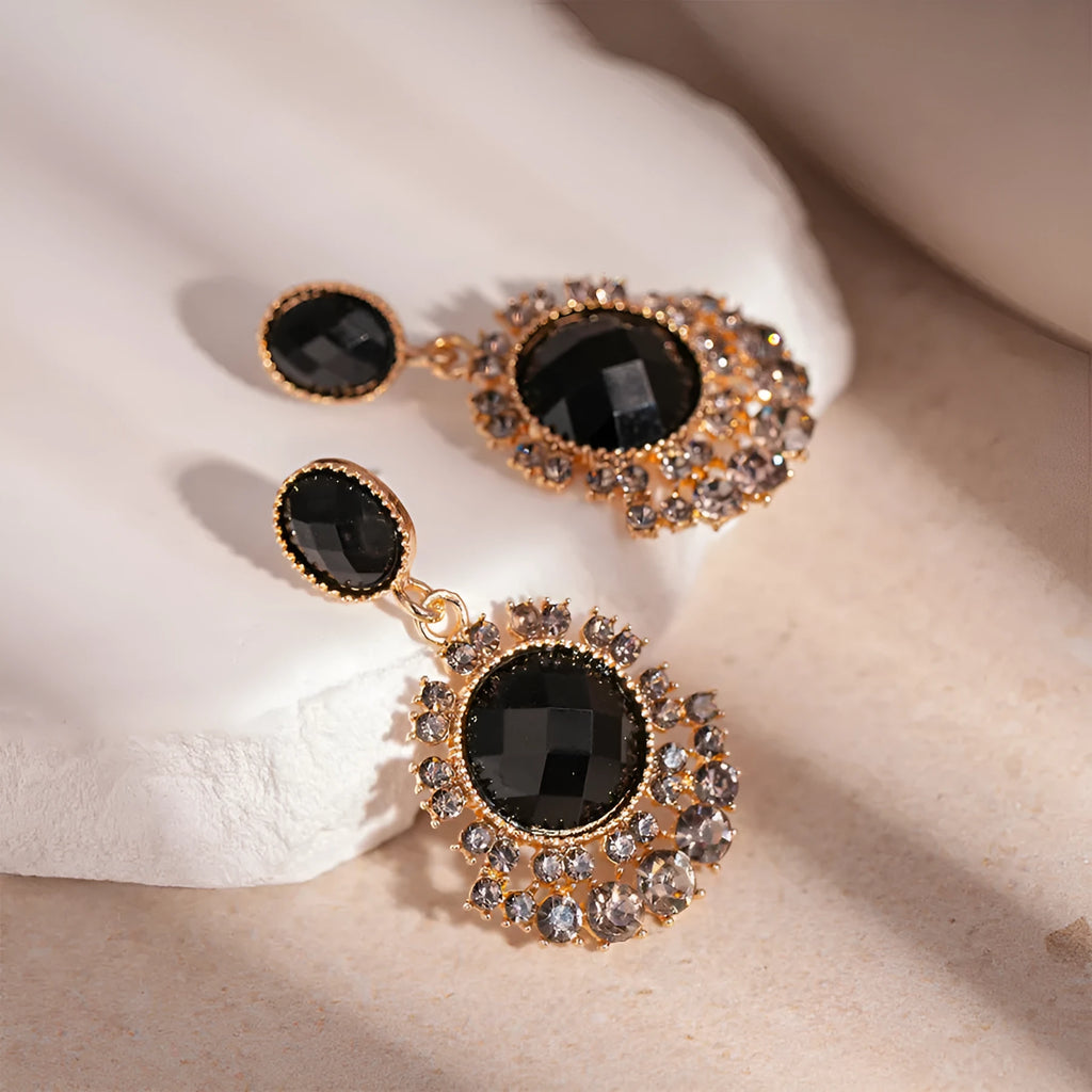 Pair of round retro earrings in electroplated zinc alloy, red colour J-151