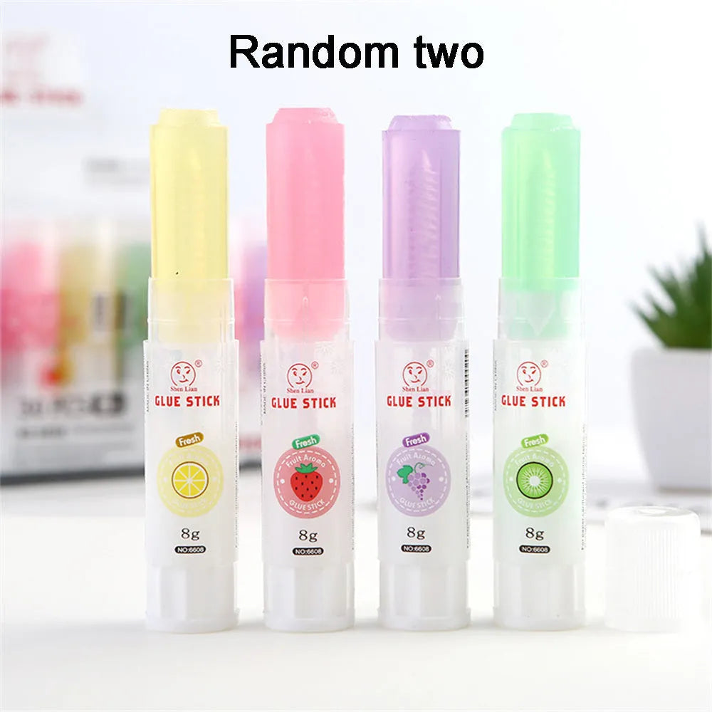 Jelly solid glue with fruit fragrance measuring 8.5cm long in random colours