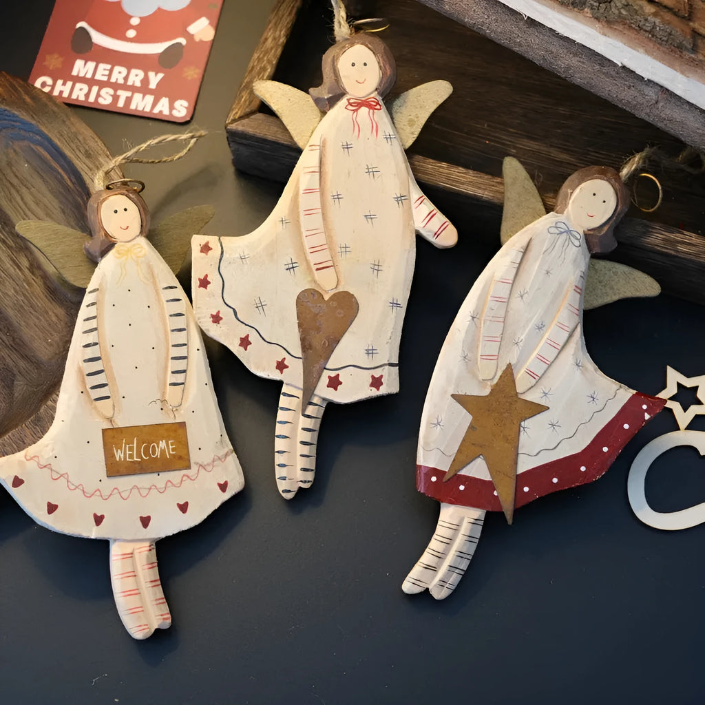Hand-painted wooden heart door pendant with letters XINGX in American country style.