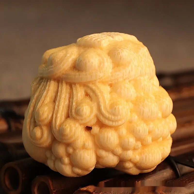 Solid bamboo carved golden toad princess ornament measuring 5cm in cute style