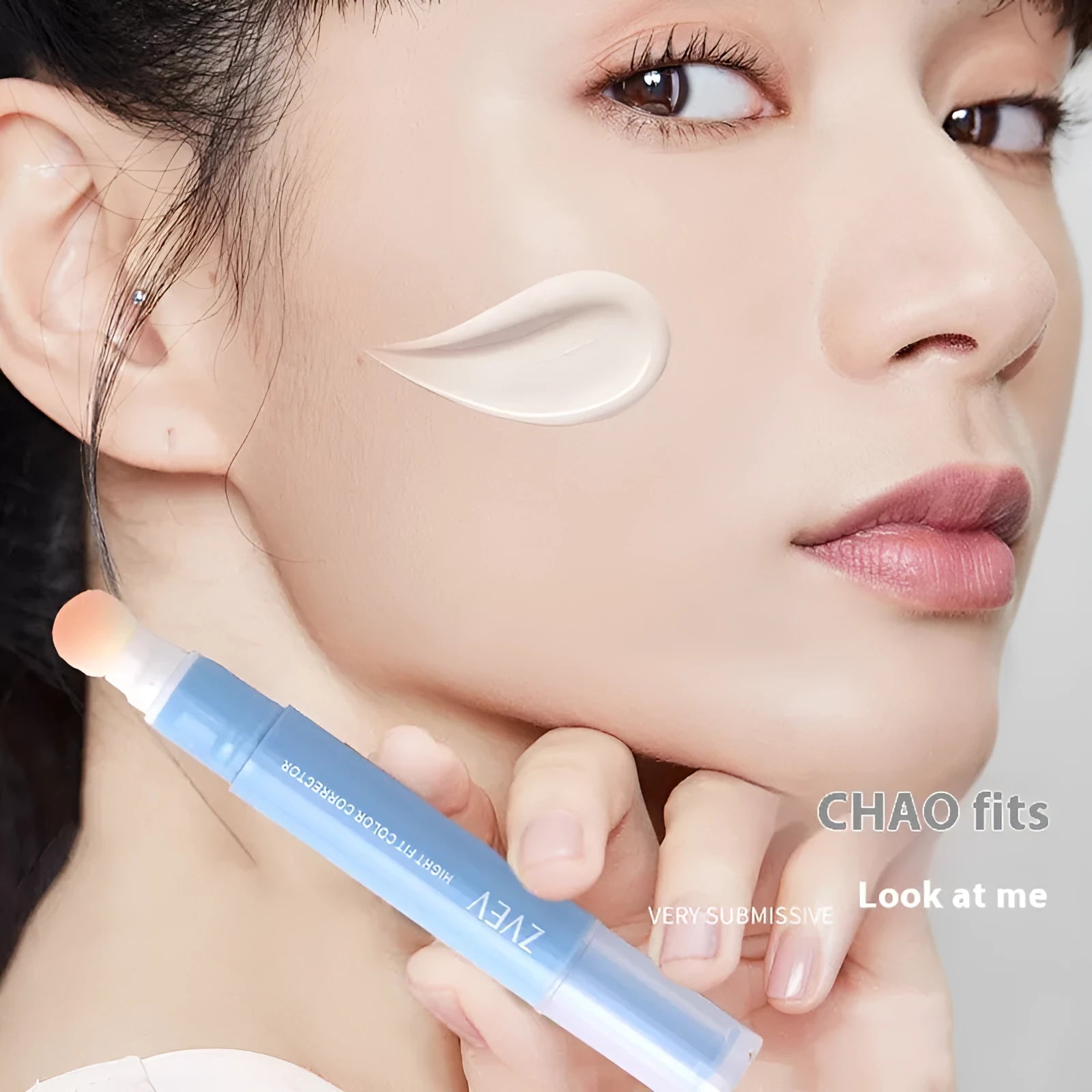 Concealer pen with sponge brush head and cream, shown in 1.5g size with three colour shade options.