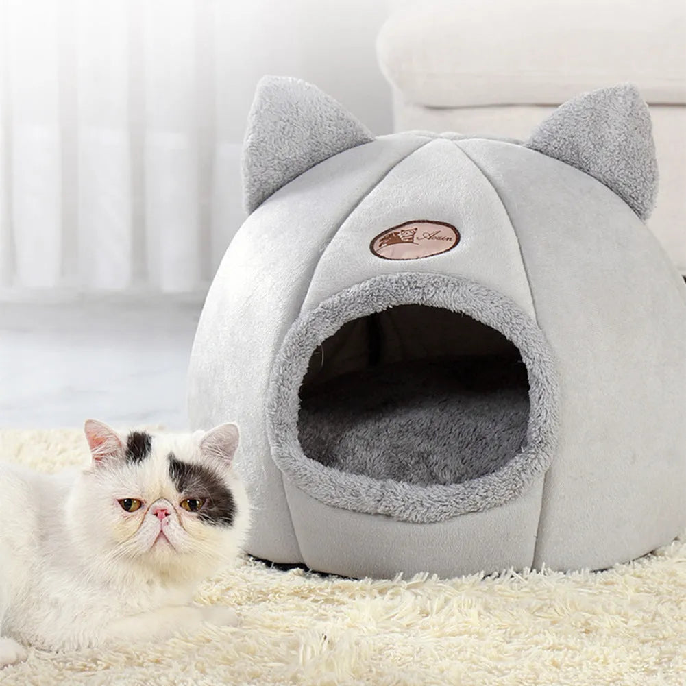 Fully enclosed cat winter house sofa bed in XL size with removable cushion