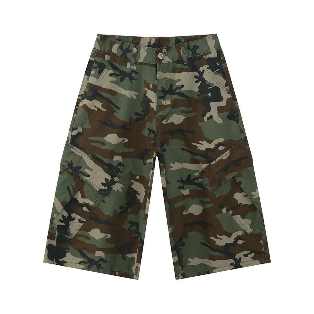 Men's camouflage wide leg cotton jeans with cargo pocket and side stitching detail