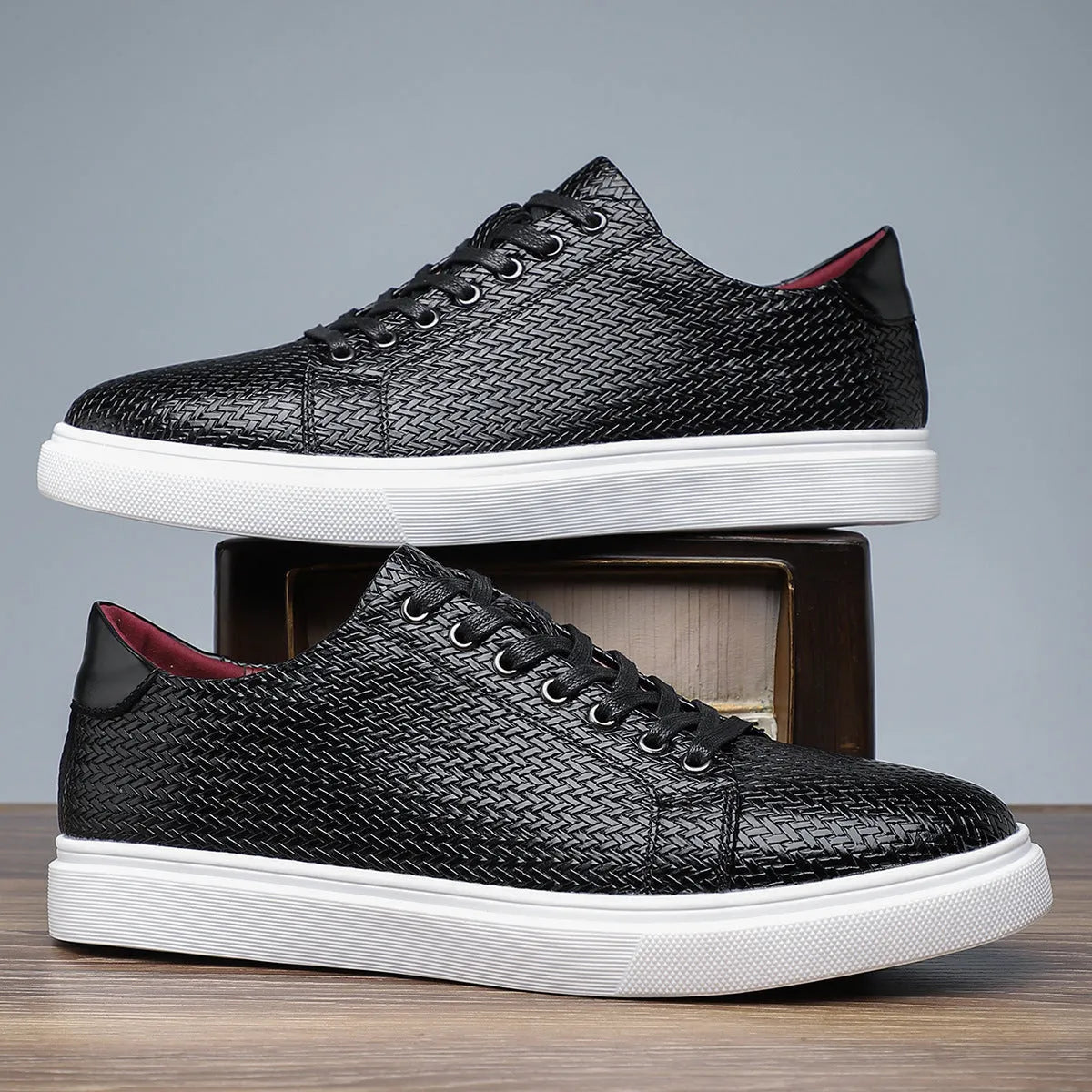 Men's British style leather shoes in black, red, or yellow with artificial PU upper and rubber sole