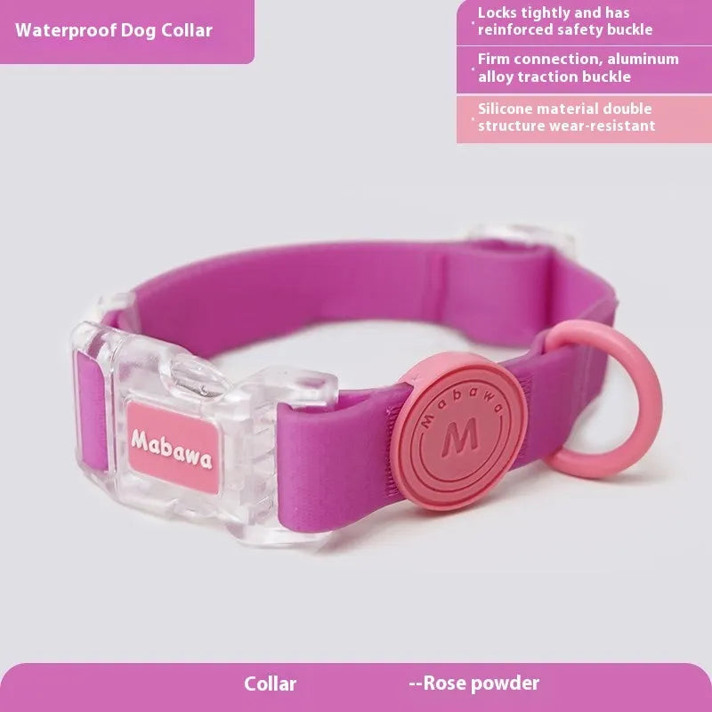 Nylon dog leash and collar set in choice of four colours with hand-holding rope.