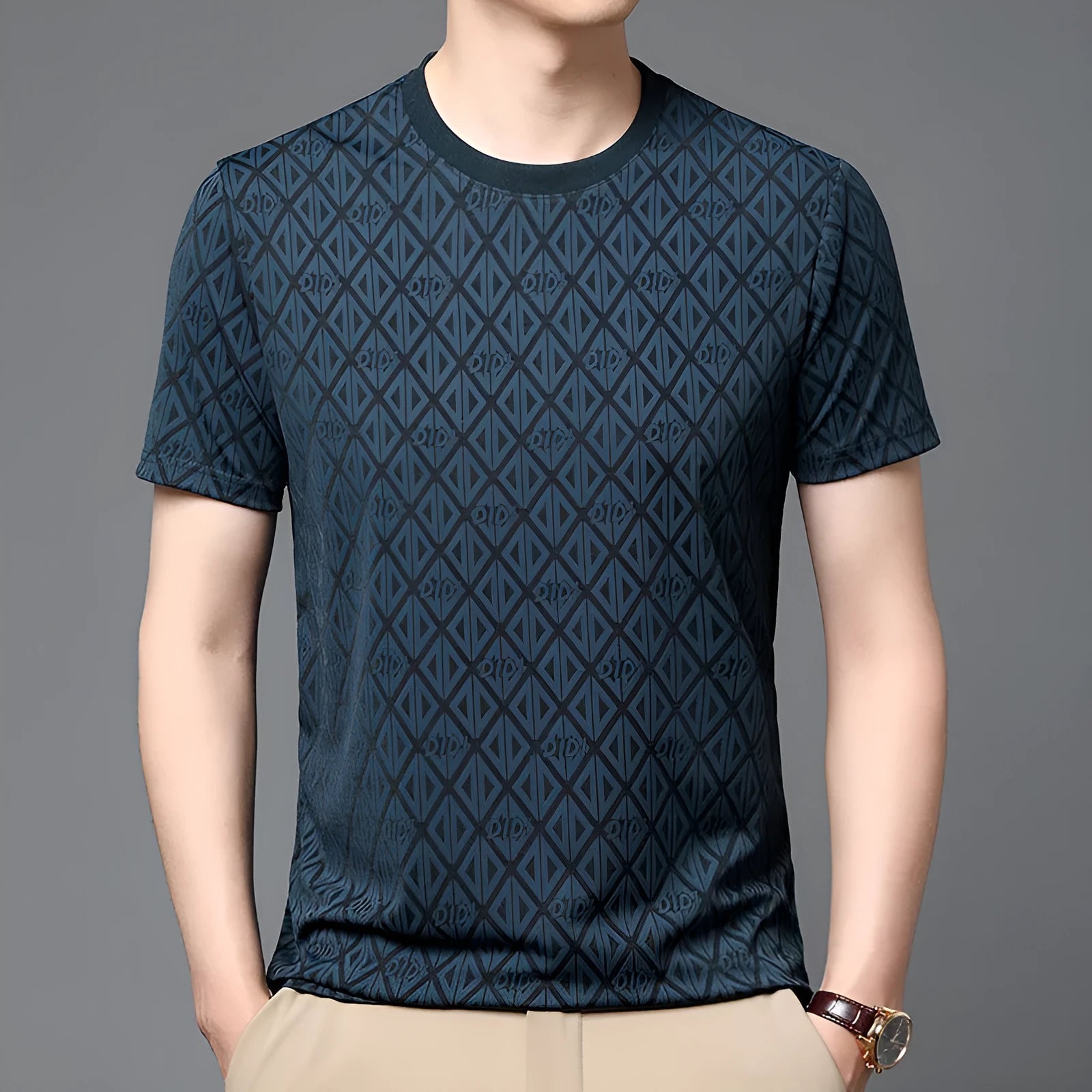 Men's black ice silk jacquard short sleeve t-shirt with loose fit casual design