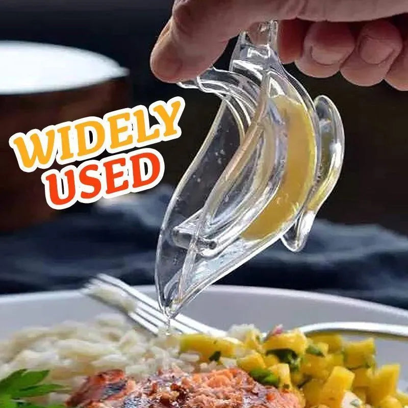 Transparent acrylic manual lemon juicer with bird shape design for squeezing lemon slices