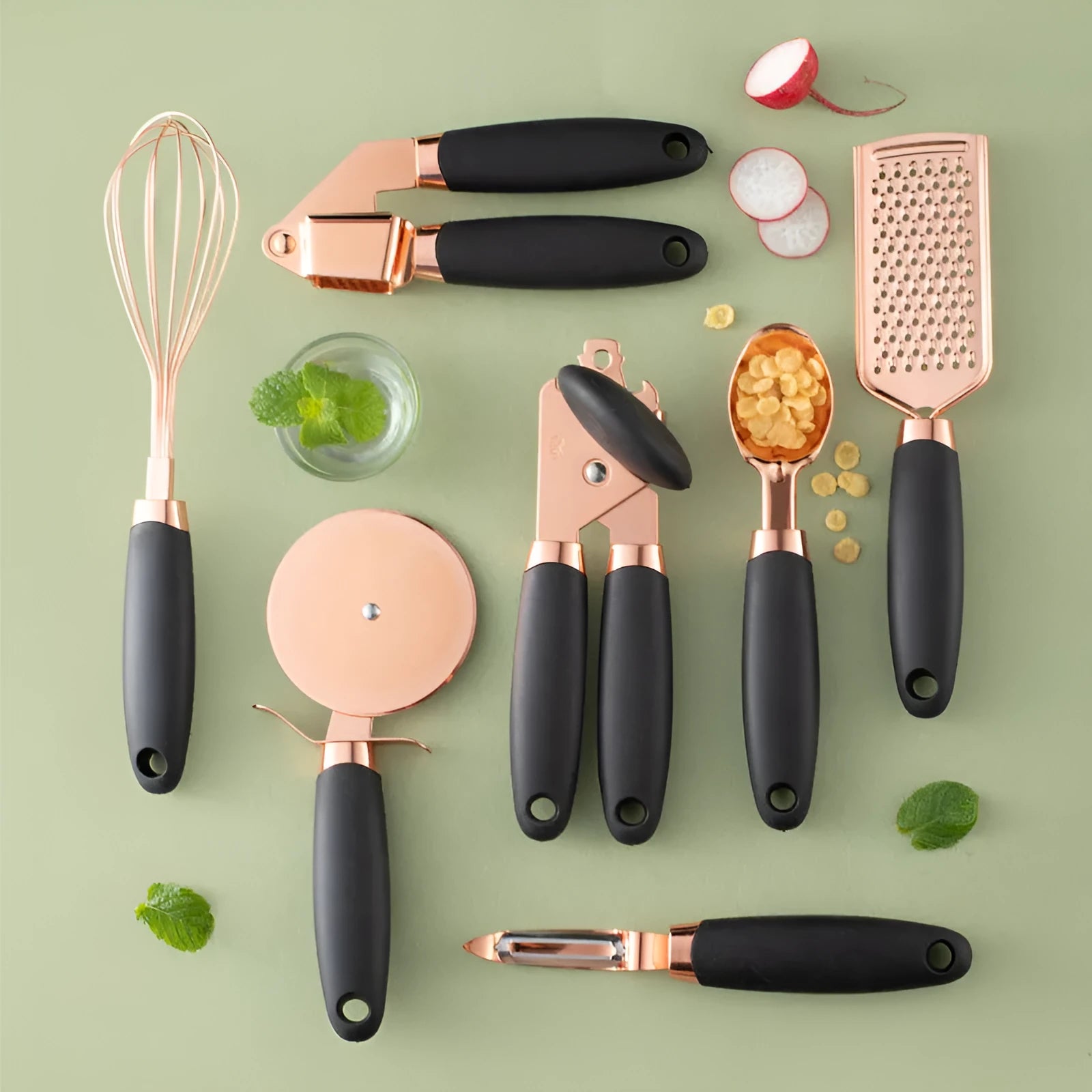 Copper-plated seven-piece kitchen tool set with cutlery rack in assorted colours