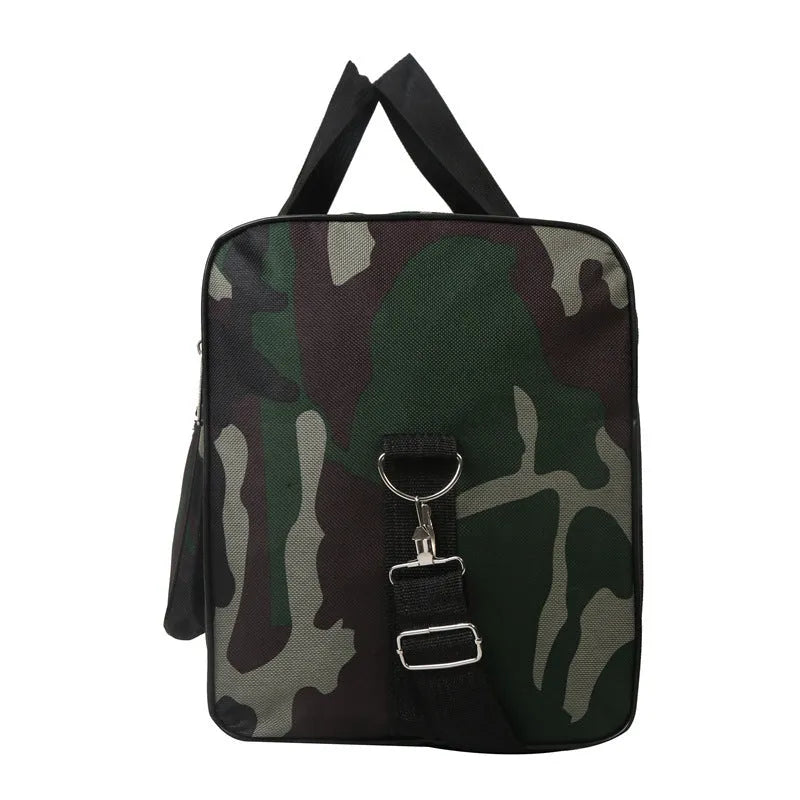 Camouflage pattern luggage bag with 20L capacity and waterproof fabric