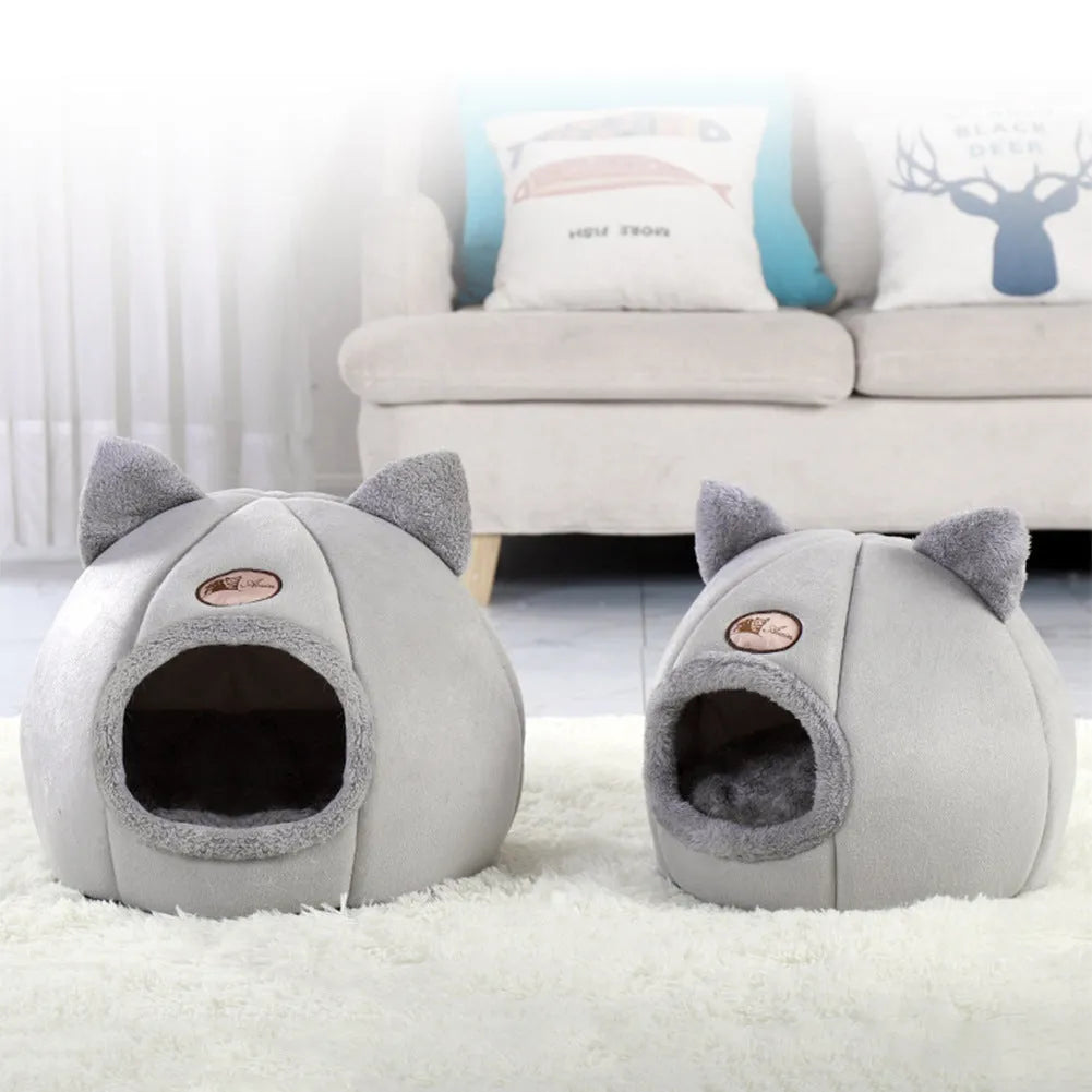 Fully enclosed cat winter house sofa bed in XL size with removable cushion