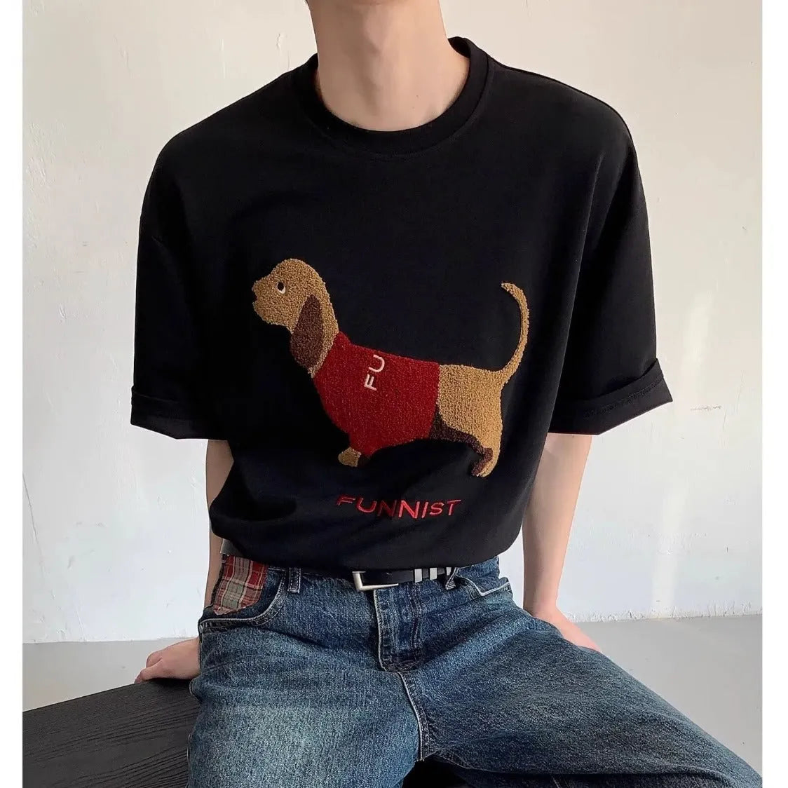 Men's grey cotton T-shirt with sausage dog towel embroidery on front, short sleeves, round neck