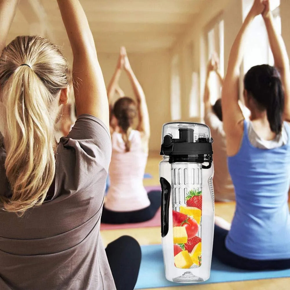 32oz BPA-free Tritan fruit infuser water bottle with removable fruit cup in assorted colours