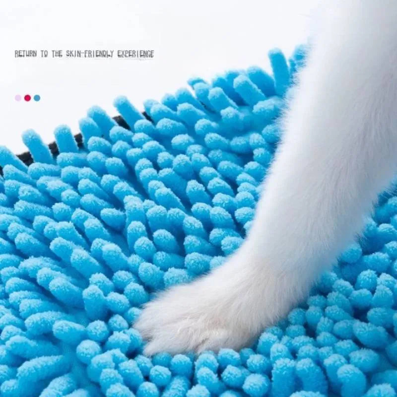 Blue quick-dry fibre dog bath robe towel for drying pets after washing.